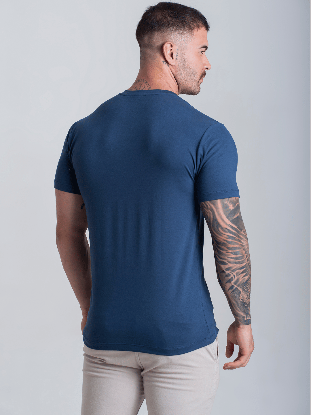 Camiseta Masculina Azul Com Elastano Algodão Egipcio Lisa