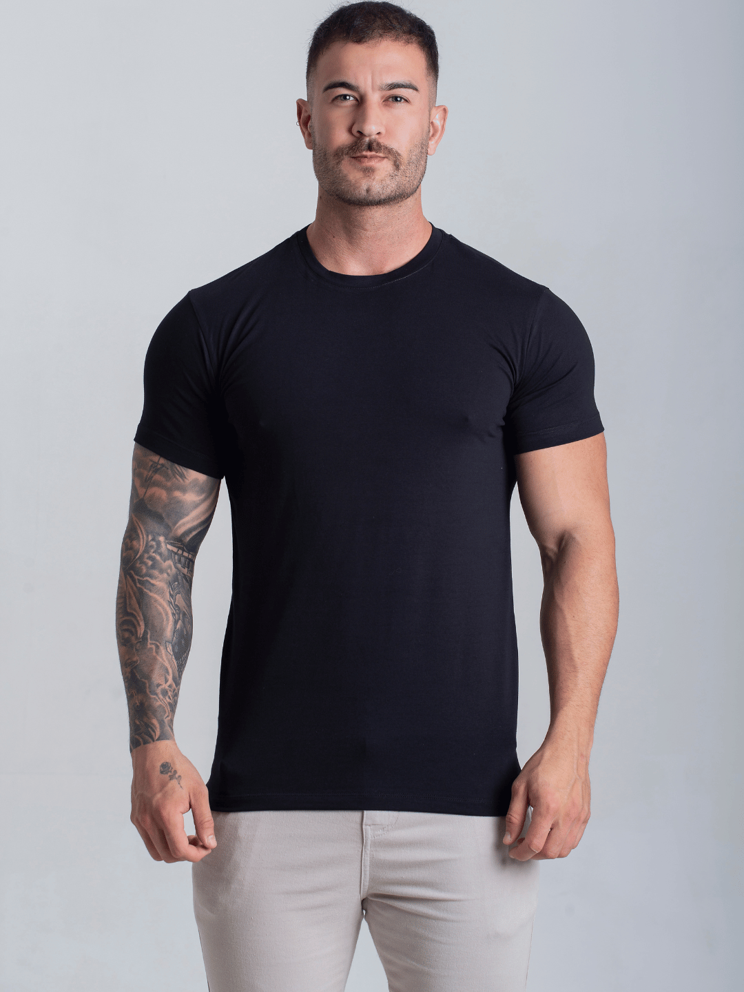Camiseta Preta Masculina Com Elastano Algodão Egipcio
